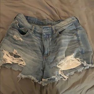 American Eagle light washed shorts